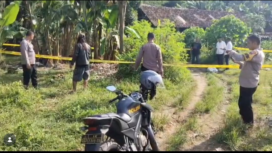 Petugas kepolisian Pekalongan langsung melakukan pengamanan dan penyelidikan ledaka besar mercon yang menyebabkan satu korban jiwa dan dua lainnya luka bakar serius, terjadi di Dusun Kuripan Kidul, Kelurahan Kertoharjo, Kecamatan Pekalongan Selatan, Kota Pekalongan, pada Senin, 23 Maret 2026.. Foto: Instagram@batang.update