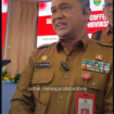 Plt Kepala Kesbangpol Kaltim, Arih Franata Filifus Sembiring (AFF Sembiring) di depan wartawan meminta maaf atas kegagalannya memberikan uang saku Rp 105.000/ orang kepada sebanyak 400 orang delegasi dari 100 ormas di Kalimantan Timur dalam acara Coffee Morning, yang dilaksanakan Senin 13 April 2026. Foto: Instagram@kaltimtoday.co