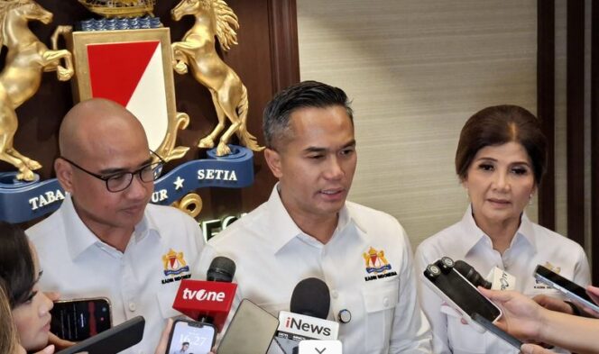 
					Pengurus Kadin usai bertemu Luhut