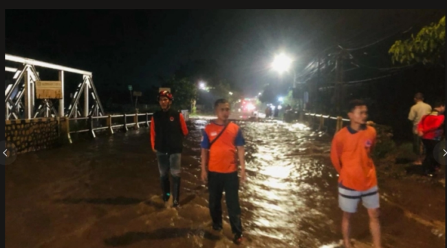 Inilah jembatan Buk Wedi, di Jl. Ir Juanda kota Pasuruan, yanfg setiap tahun selalu teredam hujan. Jembatan ini akan dirahbilitasi dengan konstruksi baru menelan anggaran Rp 14 milia rlebioh. Ditutup mulai 6 April 2026. Foto: Ist