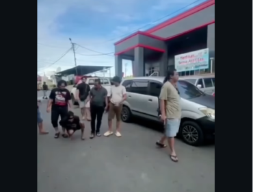 Tim Reserse Polres Lahat, Sumateran Selatan, Rabu 8 April 2026,  menangkap Ahmad Fahrurozi, 23, di sebuah penginapa setelah ia bersembunyi melakuan mutilasi kepada ibudanya, 28 Maret 2026 lalu. Foto: Instagam@kediri_raya