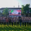 Kapolres Jombang bersama personel foto bersama usai apel pengamanan peringatan May Day 2026
