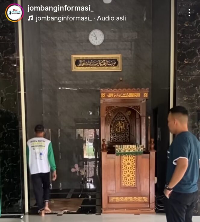 
					Tiga kali pencurian di desa Sukopinggir, Gudo, Jombang menyasar kotak amal, nixer masjid dan kuburan. Foto: instgran@jombanginformasi_