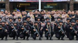 Inilah pasukan Tim Khusus Anti Bandit (Tekab 303) Polda Lampung diturunkan untuk memburu penembak Brigpol Arya Supena. Foto: Instagram@lampuung