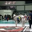 Atlet DKKI foto bersama
dengan Ketua Umum DKKI, Tunggul Aryo Wibowo dan Ketua Dewan Guru DKKI, setelah acara Kejuaraan IBKO 1st All Kyokushin Indonesia, Sabtu (16/5/2026). Foto: ist