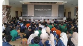Aksi demo MBG dan pembangunan di Bangkala, Madura, Senin 18 Mei 2026. Foto: ketik.com