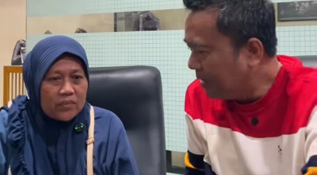 Seorang ibu dari Jombang melapor kepada pengacara Cak Sholeh, karena anaknya  dikeluarkan dari MAN 7 Jombang. Foto: Istagram@caksholeh77