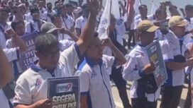 Karyawan Indomart, melakukan aksi unjuk rasa di depan kantor perwakilan PT Indomarco, di Jogoroto, Jombang, Selasa 26 Mei 2026. Foto: instagram@jombanginformasi_