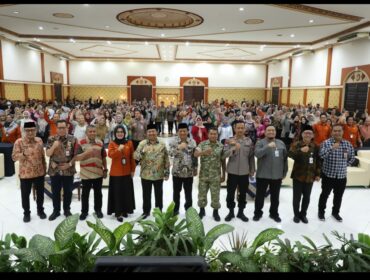 Pemkab Jombang melatih 1.217 tenaga Sebsus Ekonomi 2026, selam 15 hari. Foto: ist