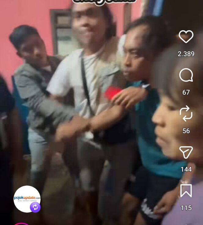 
					Tim Resmob Polres Jombang melakukan penangkapan di sebuah ruma desa Jatirejo, Duwek, menangkap tiga pemuda terduga pelaku kasus begal dan rampok 4 kali, Junat 29 Mei 2026  . Foto: instagram@pojok_update