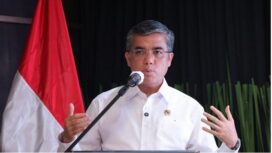 Menaker Yassirli