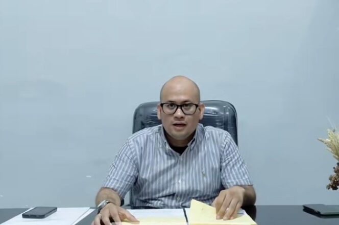 
					Dimas Yemahura Alfarauq, SH