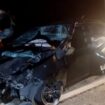 Kondisi mobil yang ringsek usai tabrak keras bagian belakang truk gandeng