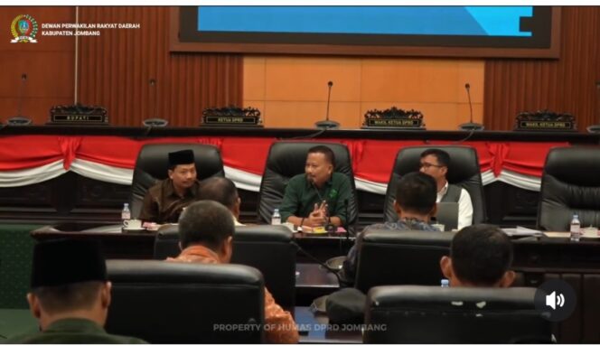 
					DPRD Jombang tengah membahas Ranperda Miras dan Larangan Oplosan, Kamis 4 Juni 2026. Foto: instagram@dord_jombang