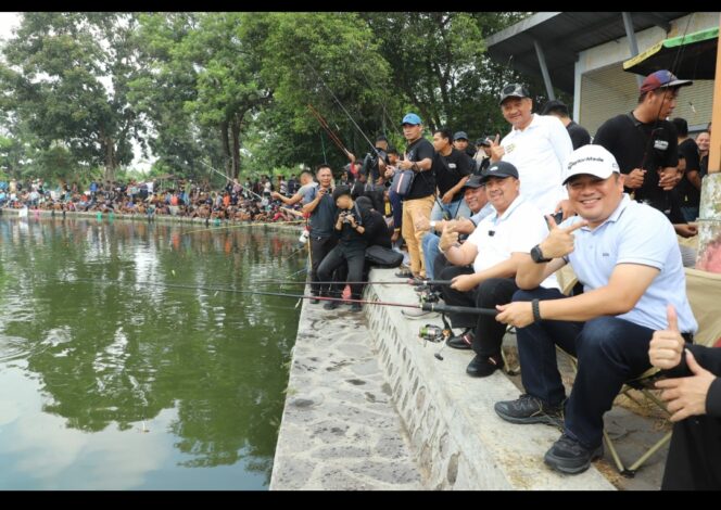 
					Meriah Mancing Bersama Forkopimpinda Jombang di Kolam Pemancing Keplaksari Peterongan