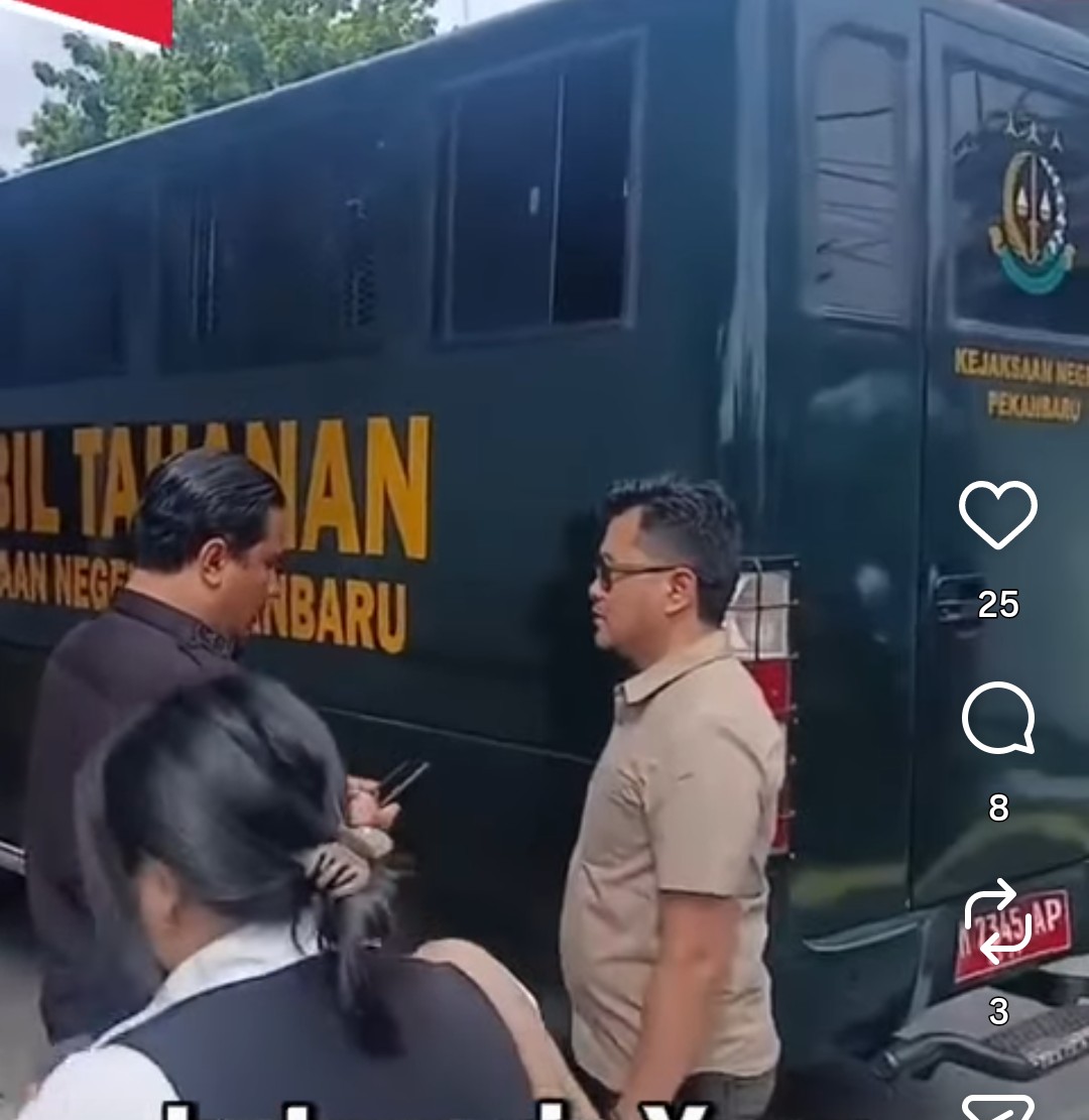 Tim pengaman Kejaksaan Pekanbaru