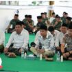 Ketua DPRD Jombang H. Hadi Atmaji menghadiri acara doa untuk menyambut tahun baru Hijriah 1448. Foto: instagram@dptd_jombang