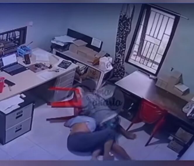 
					Secara sadis pelaku menganiaya perempuan, 24, petugas admin dan kasir. Perampokan terjadi 17 Juni 2026. Dalam tempo 12 jam, petugas kepolisian berhasil meringkus tersangka tak jauh dari TKP. Foto: instgaram@bekasikekinisn_
