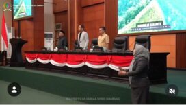 DPRD Jombang menggelar rapat paripurna lanjutan, tentang jawaban eksekutif tentang pertanggungjawaban APBD Jombang 2025. Foto: instagram@dprd_jombang
