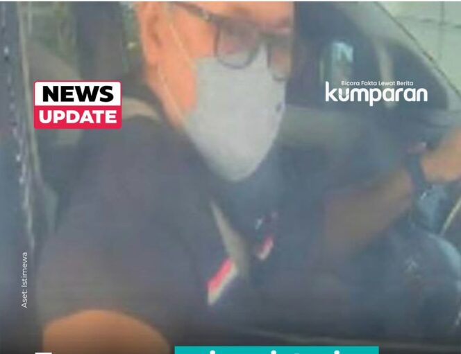 
					Inilah tangkap layar CCTV Bandara Juanda, tampak pria ini memegang stir mobil plat merah. Dalam mobil ini, wanita ASN Pemkab Bangkalan, tewas di area parkir Bandara Juanda, Sidoarjo tanggsl 23 Juni 2026. Foto: instagram@kumparan

