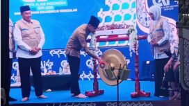 Wapres Gibran Rajabuming Raka memukul gong pembukaan Permata CAI 2026, Wonosalam, Senin  29 Juni 2026. Foto: instagram@jombang_update