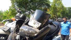 tiga unit motor yang terlibat kecelakaan saat diamankan petugas