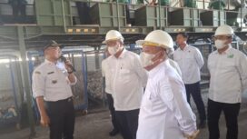 Setelah tertunda dua kali, Menteri Lingkungan Hidup (LH) Jumhur Hidayat kunjangan ke lokasi Tempat Pengolahan Akhir (TPA) Banjardowo, Jombang, Rabu, 15 Juli 2026. Foto: ist