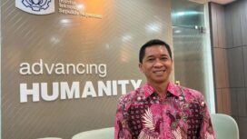 Rektor ITS Prof Bambang Pramujati