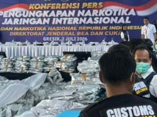 Acara konpers di Gresik
