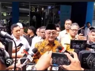 Petugas Kejaksaan Tinggi DKI menggeledah kantor Kementrian PU, atas dugaan penyelewengan anggaran 2019-2024. Foto: ist
