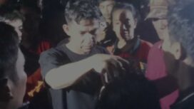 Setelah 9 jam dalam pencarian H Syamsuddin hilang di hutan Loa Janan, Samarinda, tiba muncul di tengah kerumunan warga yang mencarinya, Minggu dinihari sekitar pukul 00.30 WIB, 12 Juli 2026. Fito: instagram@beritaterkinismr