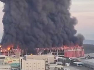 Presudin Trump mengumumkan serang Iran 60 hari ke deoan untuk bebaskan selat Hornuz. Foto: ist