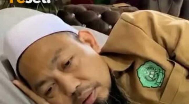 Pimpinan Pondok Pesantren Rosyidatusshaulatiyyah Al‑Ibrahimy NW, Ahmad Muzakki Rahmatullah, Lombok Timur. Foto: Instagram@reset.feed