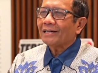 Tata laksaba hukum Polri dalam menangani kasus hukum terhadap mantan Jampidsus Febrie Adriansyah mengundang perhatian pakar hukum Prof Dr Mahfud MD. Foto: ist
