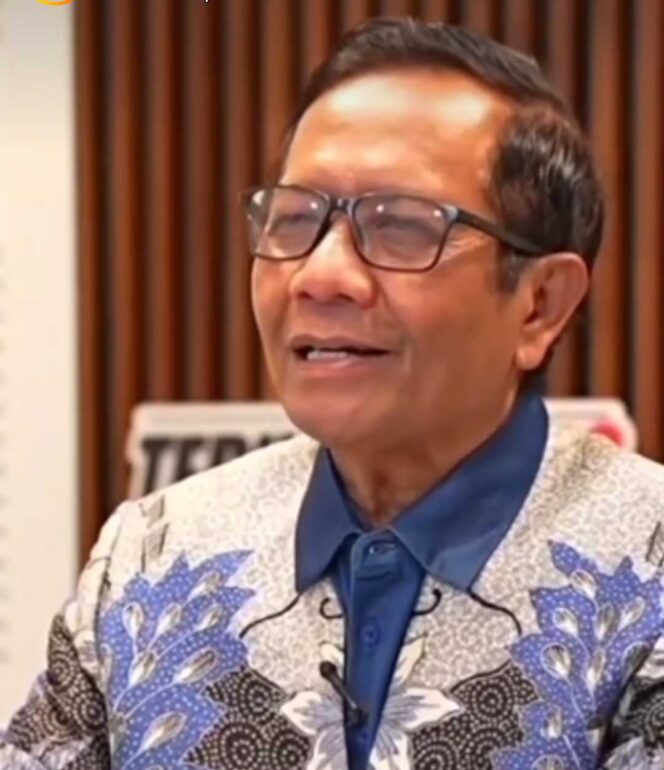 
					Tata laksaba hukum Polri dalam menangani kasus hukum terhadap mantan Jampidsus Febrie Adriansyah mengundang perhatian pakar hukum Prof Dr Mahfud MD. Foto: ist

