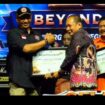 BPBD Jombang di tengah suasana serba terbatas, akan tetapi tetap mengukir prestasi besar, tampil sebagai juara I dalam lomba dan kompetisi Resilient Marathon dan Penanggulangan Kebencanaan Jatim 2026. Kalaksa BKBD Jombang, (Kiri) Wiku Birawa Felipe Diaz Quintas, S.STP., M.Si, menerima piagam penghargaan sebagai Juara I Jawa Timur, di Pacitan, 20-24 Juli 2026. Foto: ist