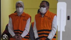 Jaksa Tipikor di Jakarta ajukan tuntutan hukum 6 tahun penjara terhadap isri dan suami, Puput Tantriana sebagai Bupati Probolinggo dan San Aminuddin, anggota DPR RI dalam kasus TPPU Rp147 miliar lebih. Foto: antara