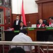 Suasana sidang perkara dugaan penipuan investasi senilai Rp5 miliar di Pengadilan Negeri Surabaya (Foto: KREDONEWS.COM/ S. Purnomo)