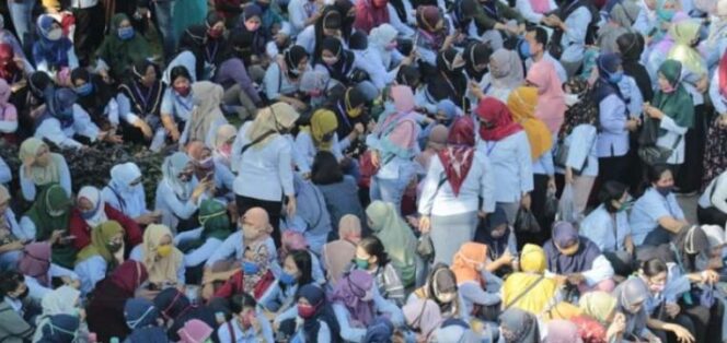 
					Tak ada demo buruh di Agustus