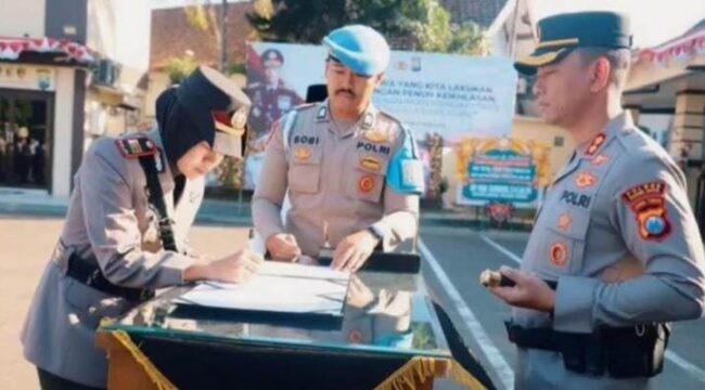 Acara Sertijab Kasatlantas Kediri