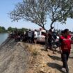 SAR, Polisi, TNI fan relawan sudah 15 jam melakukan pencarian pemuda yang tercebur bersama motor yang dikendarai di Rolak 9, Mlirip, Sidoarjo, Sen 17 Agusuis 2026. Foto: instagram@kabar_mojokerto