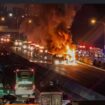 Kecelakaan tragis terjadi di tol SUMO, Brio hantam truk pengangkut gas alan cair bertekanan tinggi sehingga terbakar hebat, satu balita meninggal dunia. Foto: ist
