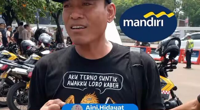 Bank Mandiri melakukan tindakan blokir dana Rp80 juta milik tokoh pergerakan masyarakat Pati yang saat ini sedang mendatangi pintu gerbang DPR RI, untuk mendesak agar Dewan mensahkan UU Perampasan Aset Koruptor. Foto: ist