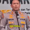 Kepala Bidang Hubungan Masyarakat Polda Metro Jaya, Komisaris Besar Polisi Budhi Hermanto memberi penjelasan kasus rekening Bank Mandiri, milik tokoh AMLB, Supriyono alias Botok. Foto: warta jakarta