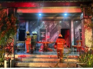 Sungguh aneh, Pos Komando (Posko) DPP GRIB di Kedoya, Kebonjeruk, Jakarta, terbakar, Senin dinihari, 31 Agustus 2026. Foto: ist