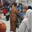 Empat rumah sakit di Sidoarjo sibuk berat menangani kasus keracunan massal 120 santri Ponpes Manba'ul Hikam, Tanggulangin, Sidoarjo, Selasa 1 September 2026. Fito: ist