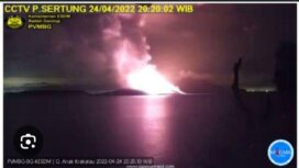 Gunung berapi Anak Krakatau alamo erupsi besar, semburkan lava pijar hingga 15 km, Jumat - Sabtu, 4'-5 September 2026. Foto: ist