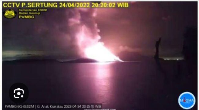 Gunung berapi Anak Krakatau alamo erupsi besar, semburkan lava pijar hingga 15 km, Jumat - Sabtu, 4'-5 September 2026. Foto: ist