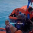 Kapal SAR dibantu kapal sipil dan nelayan berhasil mengevakuasi 102 penumpan KM Virgo 8 yang tenggelam di laut sekitar 80 mil pantai Banjarmadi, Kalsel, Minggu siang pukul 11.00 wita, 13 September 2026. Foto: ist