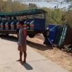 Kereta kelinci wisata angkut 50 orang ibu PKK, terguling di arra jalan menanjak ke arah lokasi wisata Rowo Jombor, Klaten, Minggu siang, 13 September 2026. Foto: ist